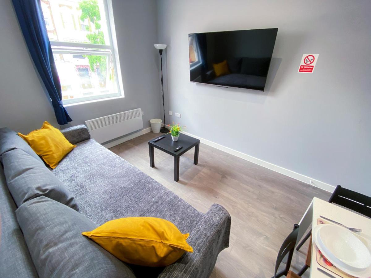 Stylish 1 Bedroom Flat In Wood Green London Exterior photo